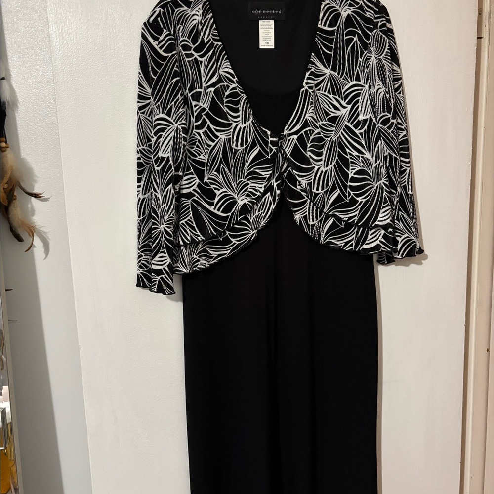 Connected Apparel Black and White 3/4 Sleeve Dress